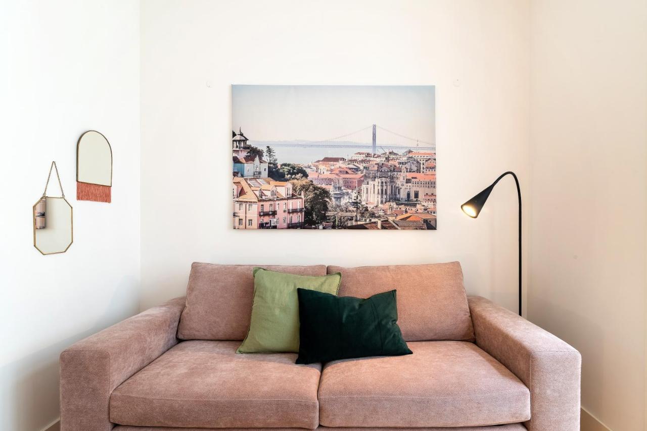 Modern 1Bdr In Downtown Lisbon By Lovelystay Exterior foto