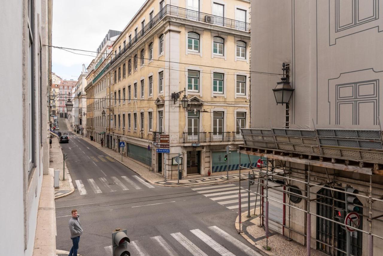 Modern 1Bdr In Downtown Lisbon By Lovelystay Exterior foto